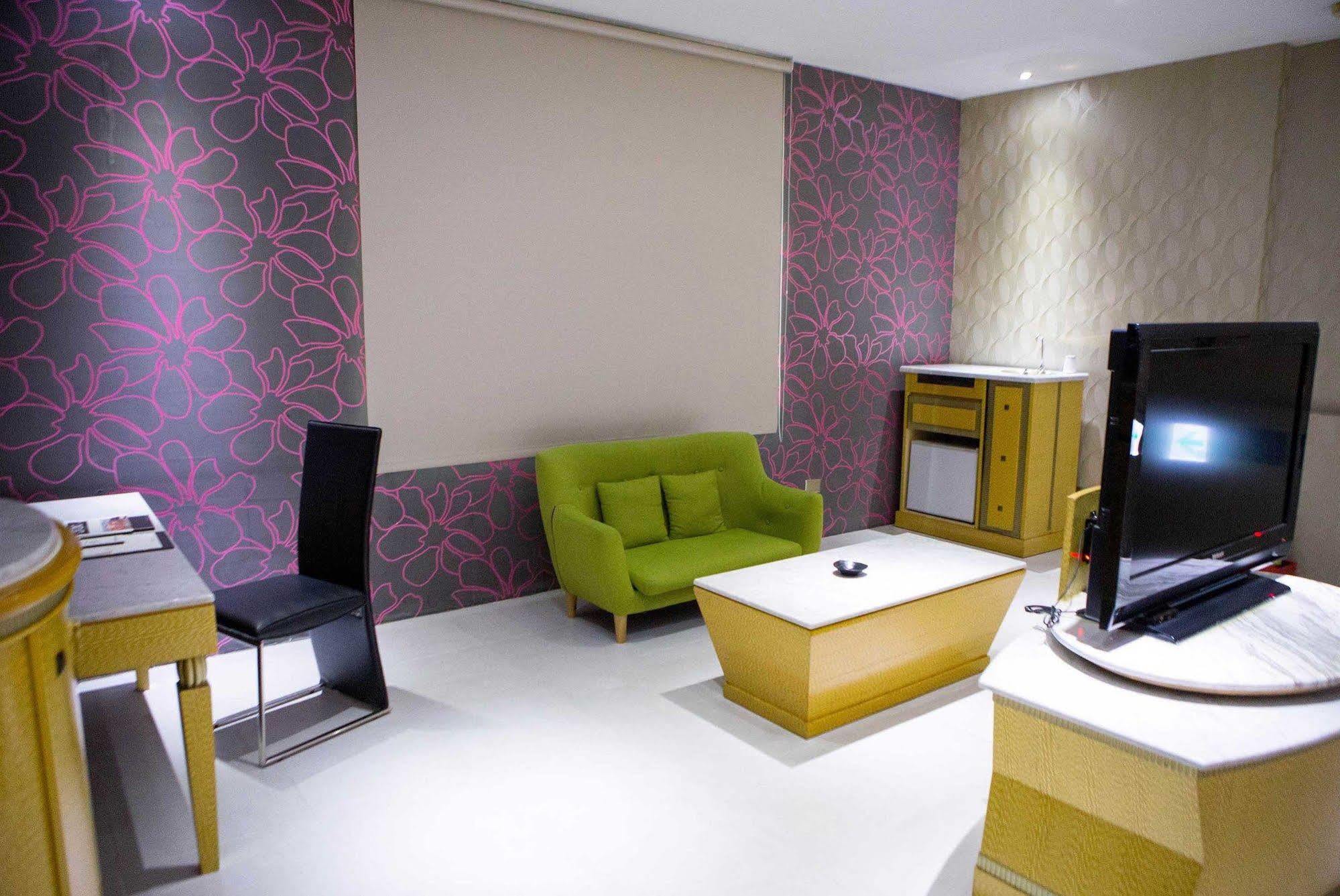 All-Ur Boutique Motel-Jhu Shan Branch Zhushan Exterior foto
