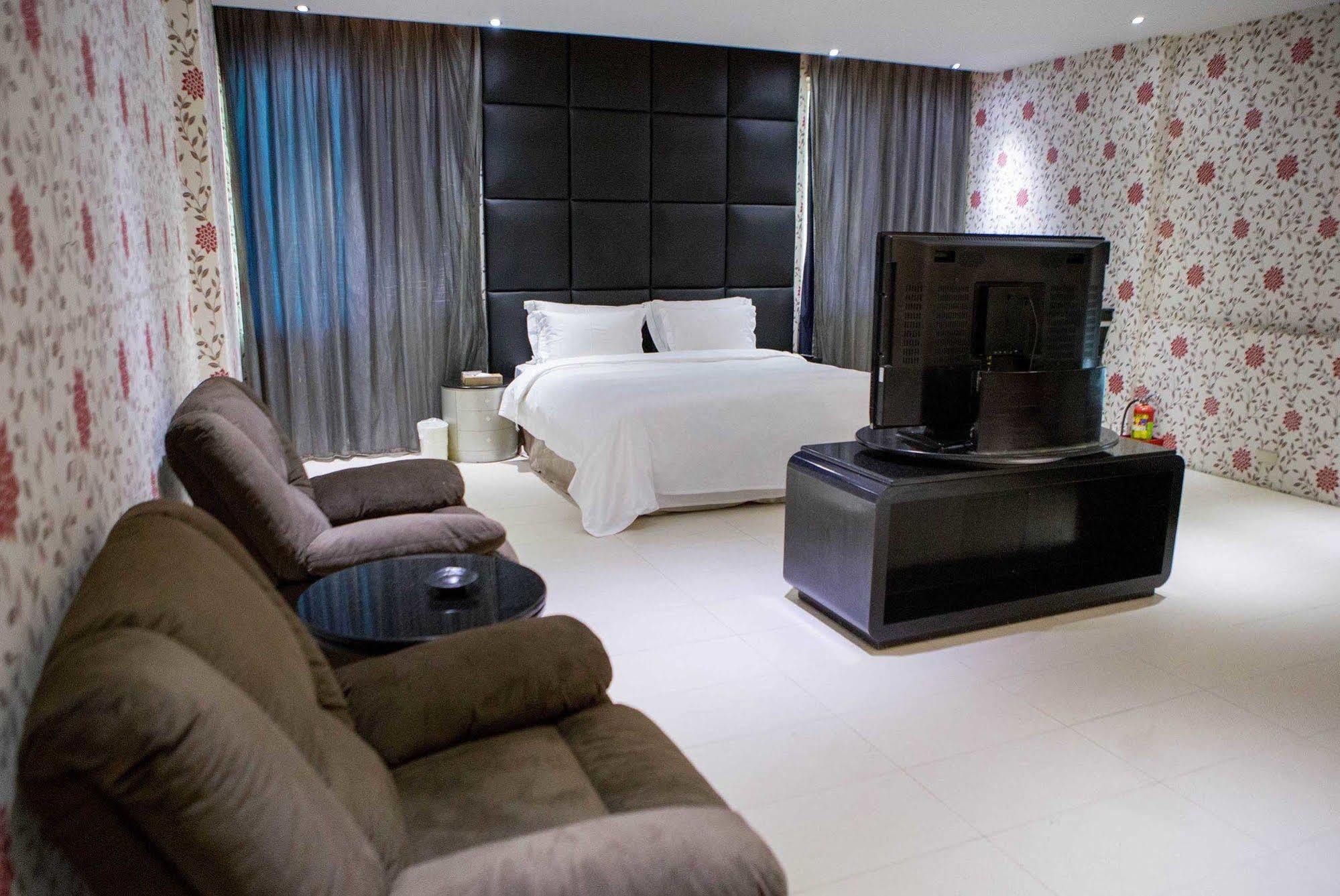All-Ur Boutique Motel-Jhu Shan Branch Zhushan Exterior foto